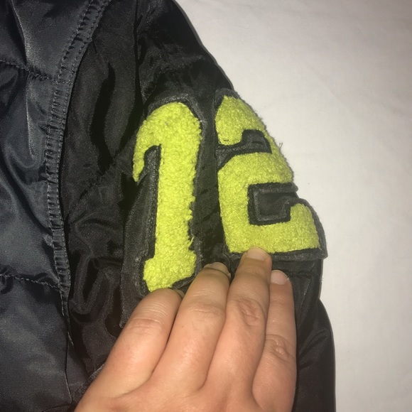 Nike puffer bomber jacket - Picture 3 of 4