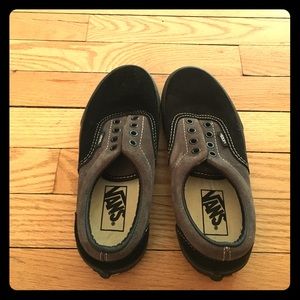 Brand new Vans Authentic shoes size 6.5
