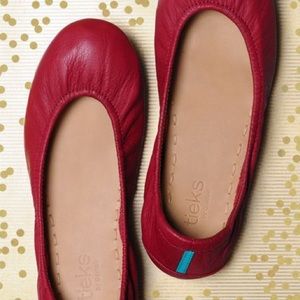 Cardinal Red Tieks size 9