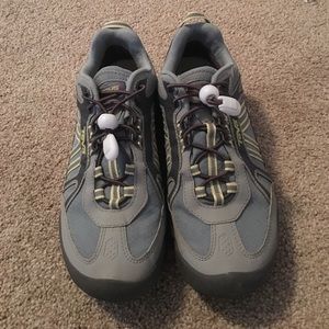 NWOT heavy duty sneakers