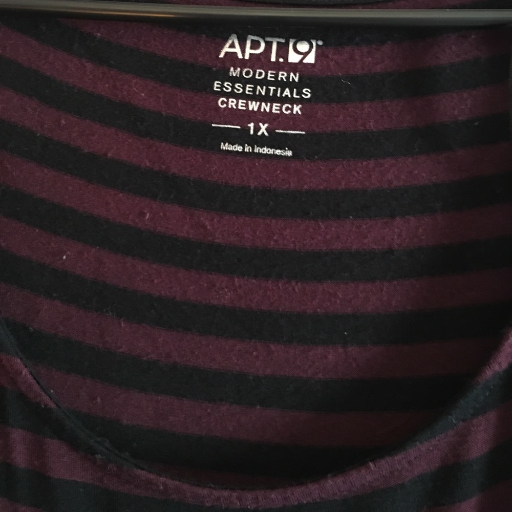Black and Maroon Long Sleeve - Picture 2 of 3