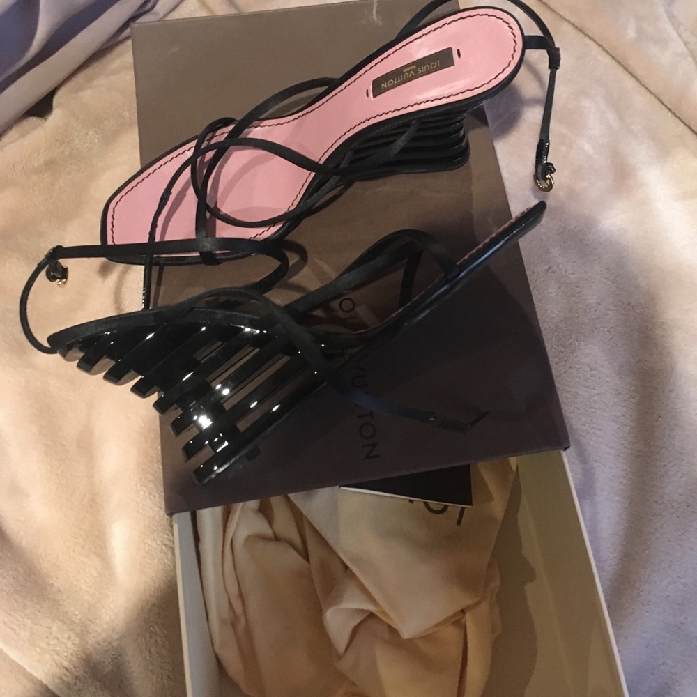 Louis Vuitton Sandals