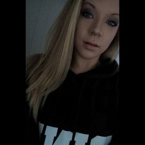 Meet your Posher, Tabitha