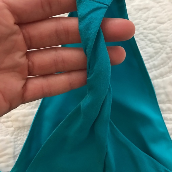 Silk Banana Republic classy top - Picture 2 of 4