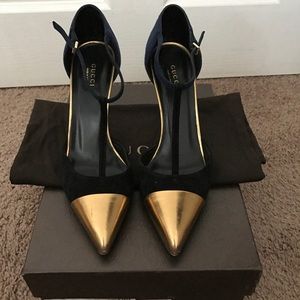 Authentic Gucci T-strap pump Size 38