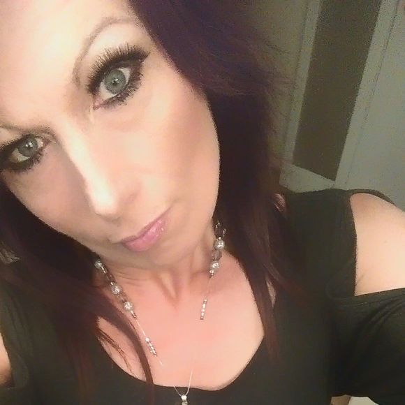 Meet your Posher, Dawn - Picture 1 of 1