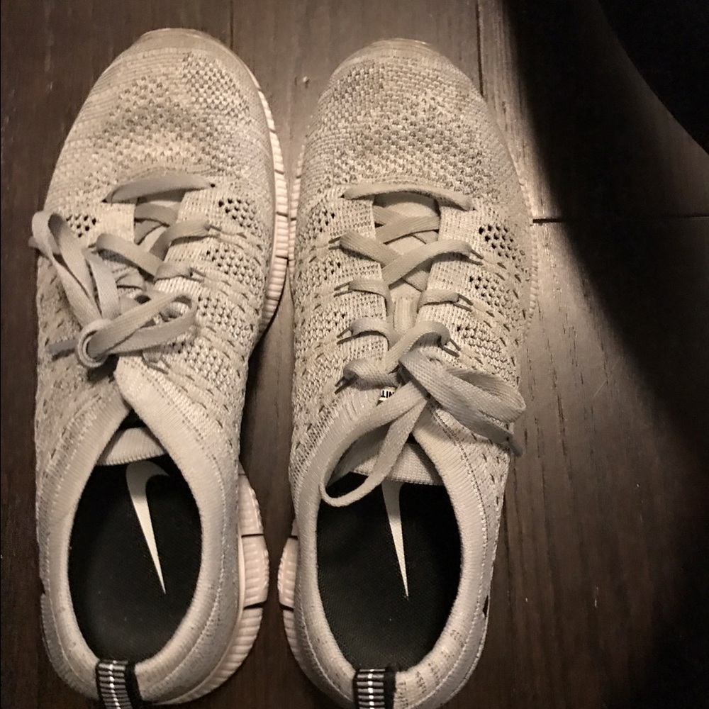 Nike gray free run 5.0