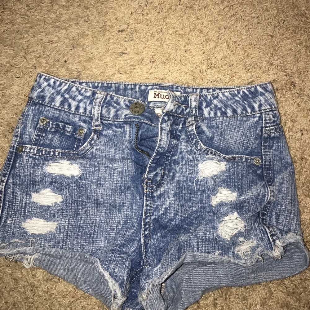 MUDD high waisted jean shorts