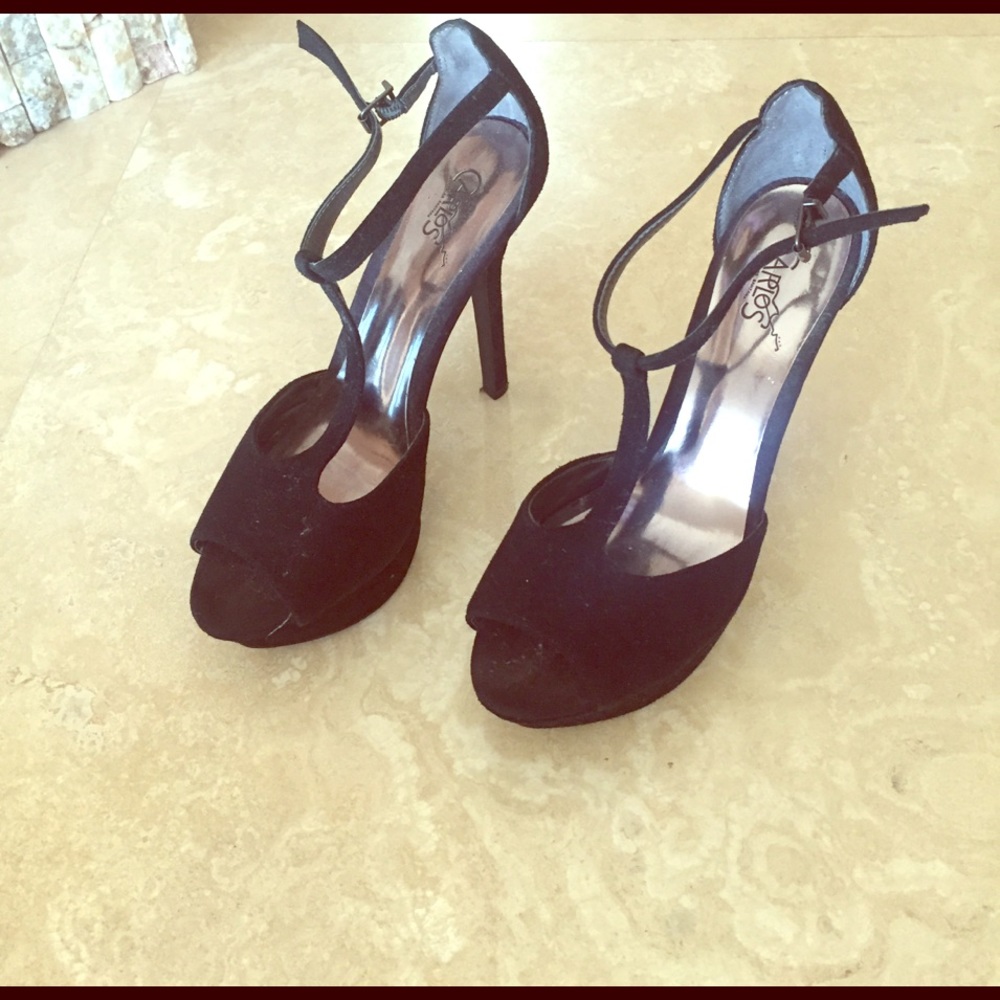 Nice shoes Carlos 🌺🌺🌺