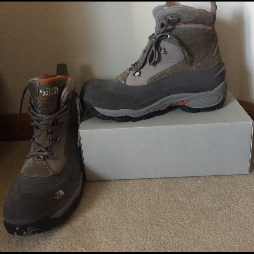 Men's North Face Winter-proof Boots
