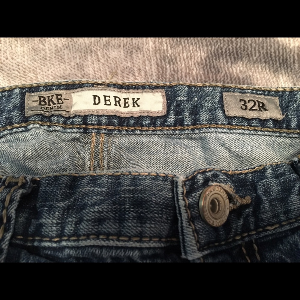 BKE "Derek" style men's jeans