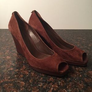Banana Republic Brown Wedge. Size 11