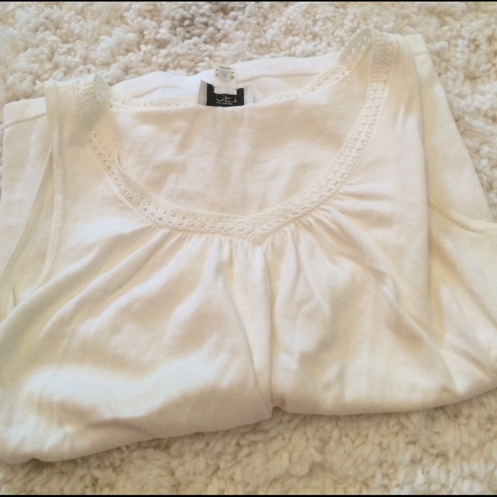 White tank