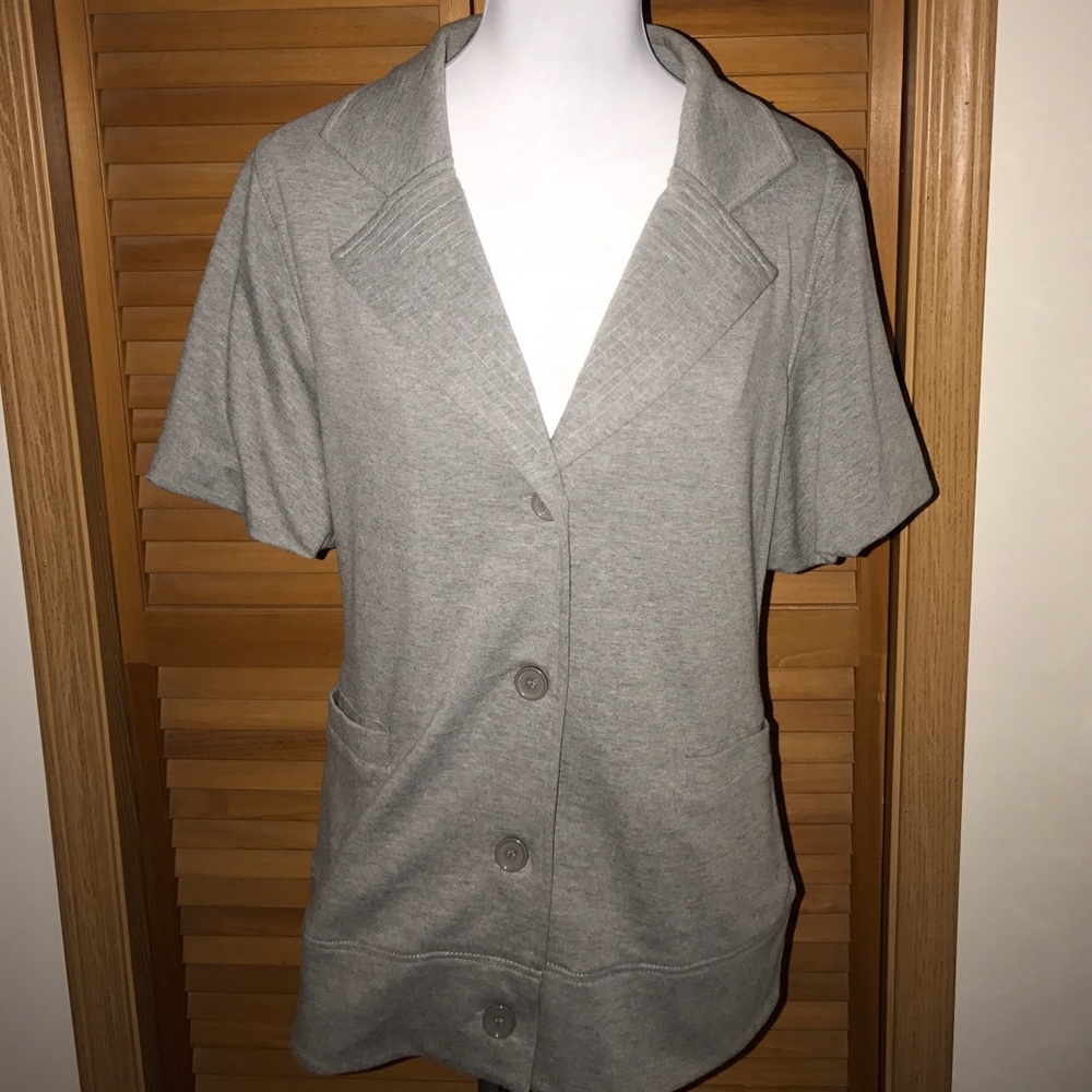 Gray cover top