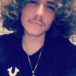 Meet your Posher, Adolfo