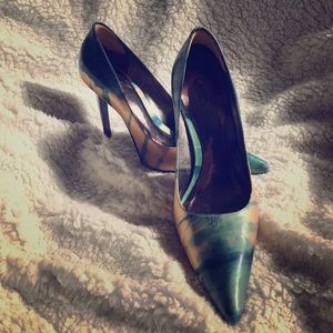 Carlo Santana "Exude" in Moroccan Blue