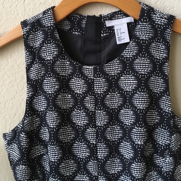 H&M Textured Fit and Flare Dress - Picture 2 of 3