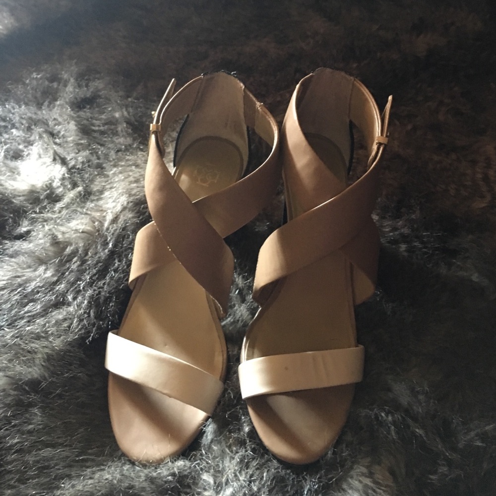 Ann Taylor heels❤️