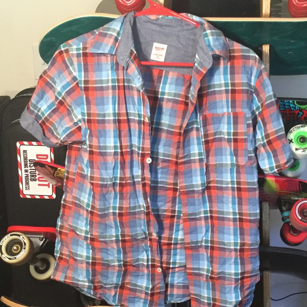 Plaid button tshirt