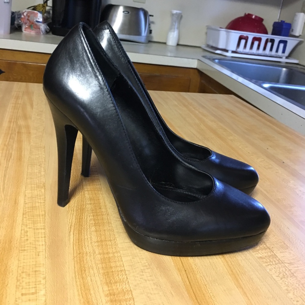 Aldo black heels