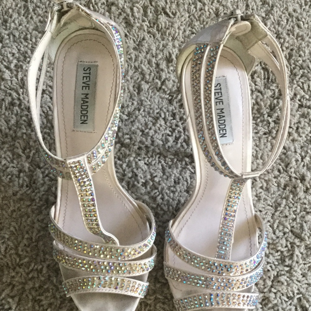 Nude Rhinestone Platform Heels - Picture 3 of 4