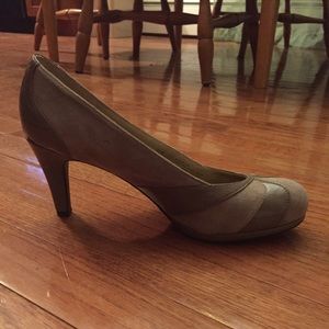 Naturalizer Lorna Classic Pump Heels