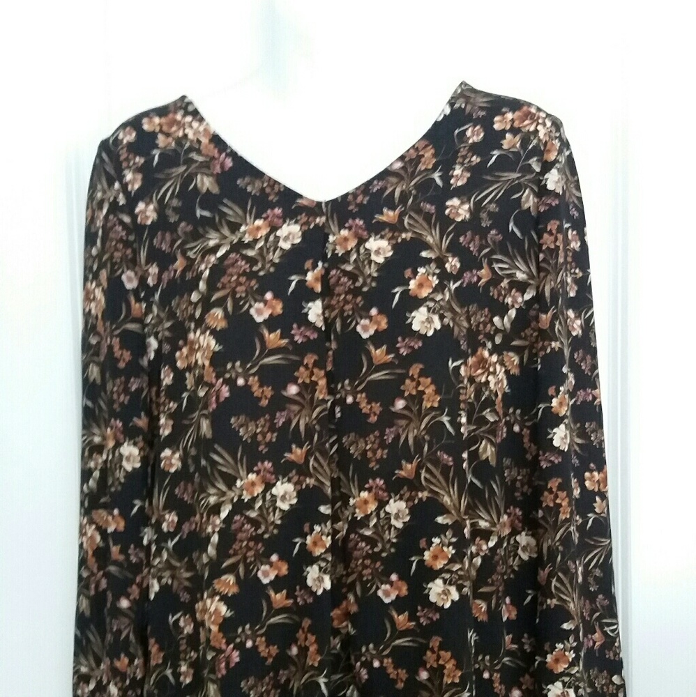 SOLD Forever 21 Trendy Floral Top