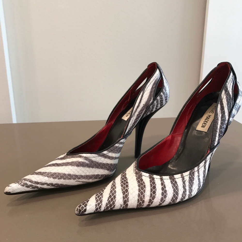 Steve Madden Leather Pointy Toe Heels