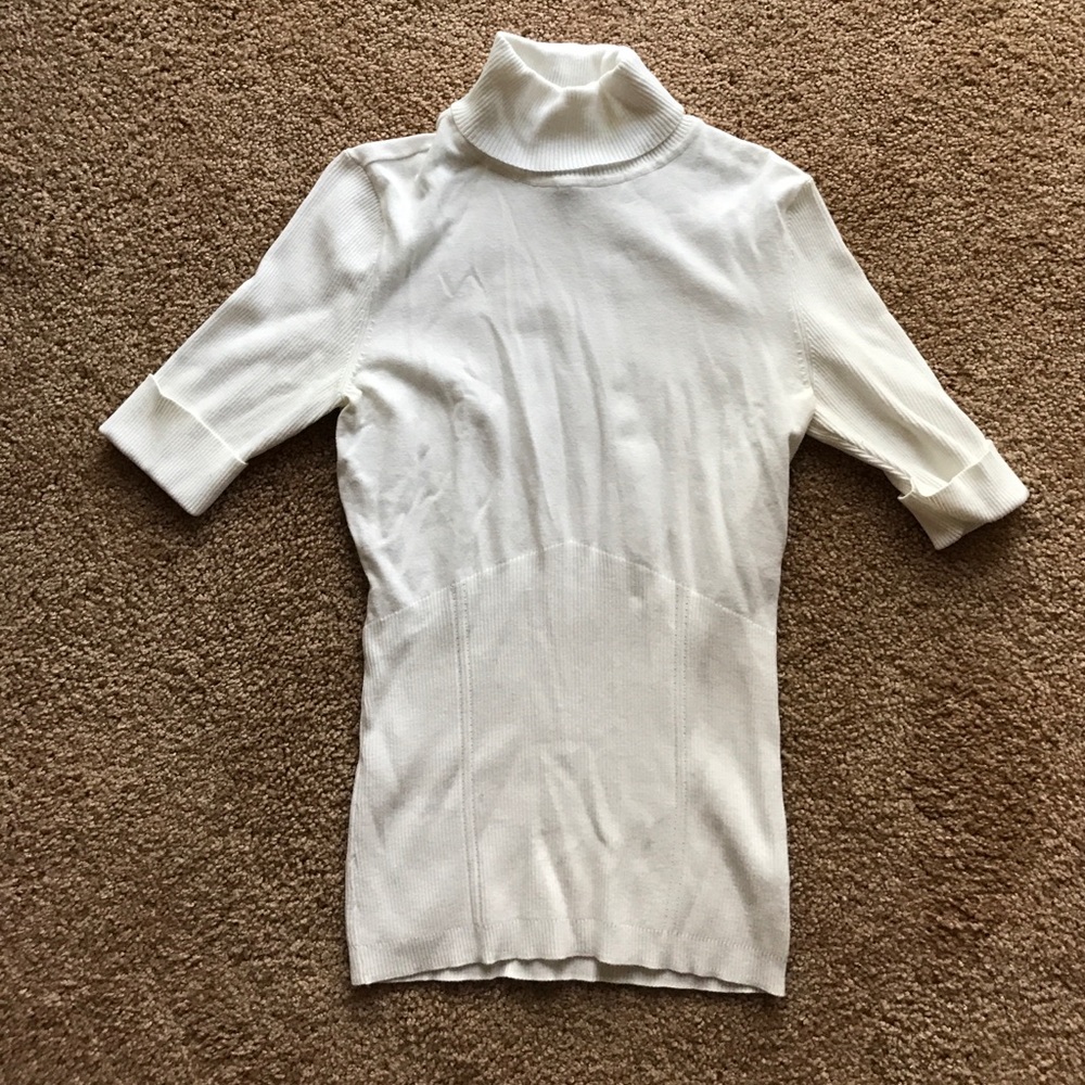 White short sleeved W&B sweater top