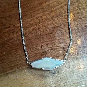 Kendra Scott Beth Necklace