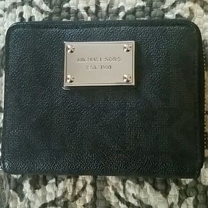 Used Michael Kors Jet Set Wallet