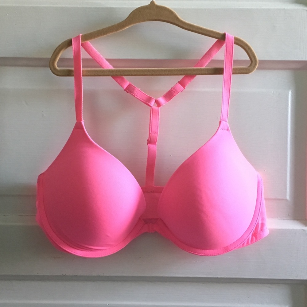 PINK by Victoria's Secret Wear Everywhere Bras (2)