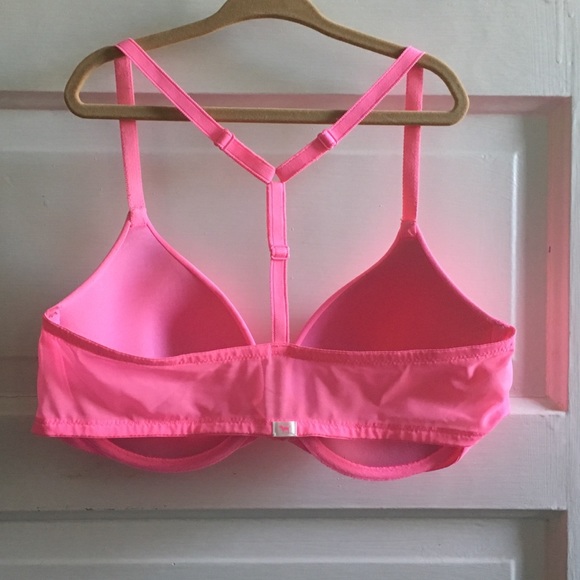 PINK by Victoria's Secret Wear Everywhere Bras (2) - Picture 2 of 4
