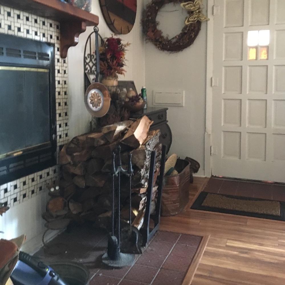 Meet your Posher, Deborah