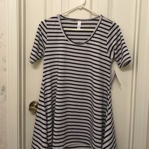 LulaRoe Perfect T