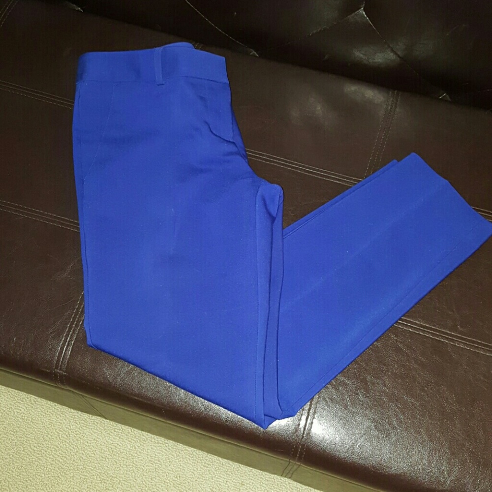 Express - Columnist cropped size 6, electric blue