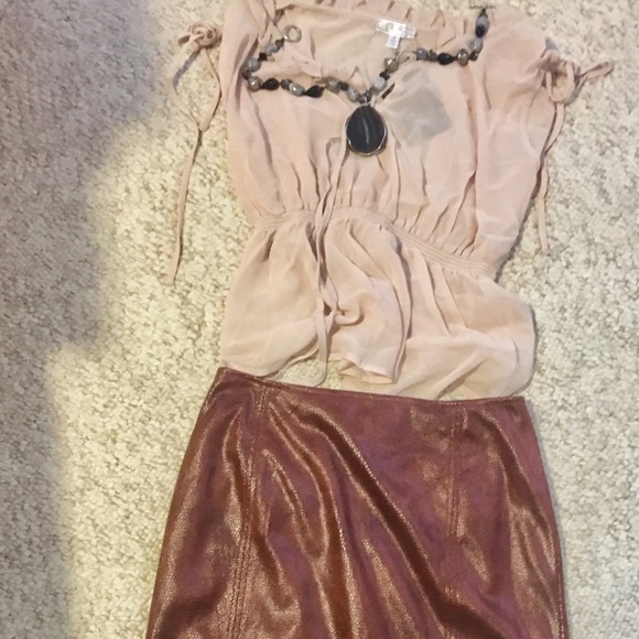 Chicos vegan leather pencil skirt - Picture 3 of 4