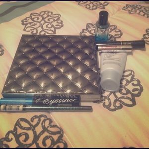 Sample Eye Makeup Set