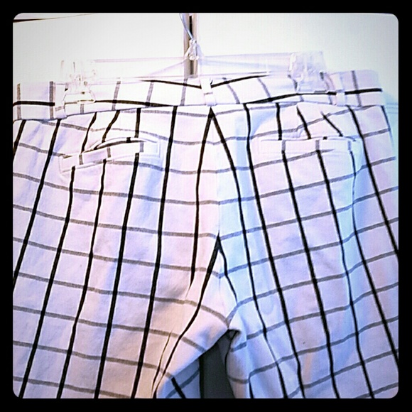 Banana Republic Sloan-Fit Ankle Pants - Picture 3 of 4