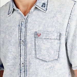 Men's True Religion button up