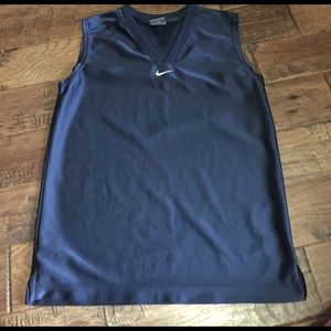 Boys Nike Tank.  M (10-12)