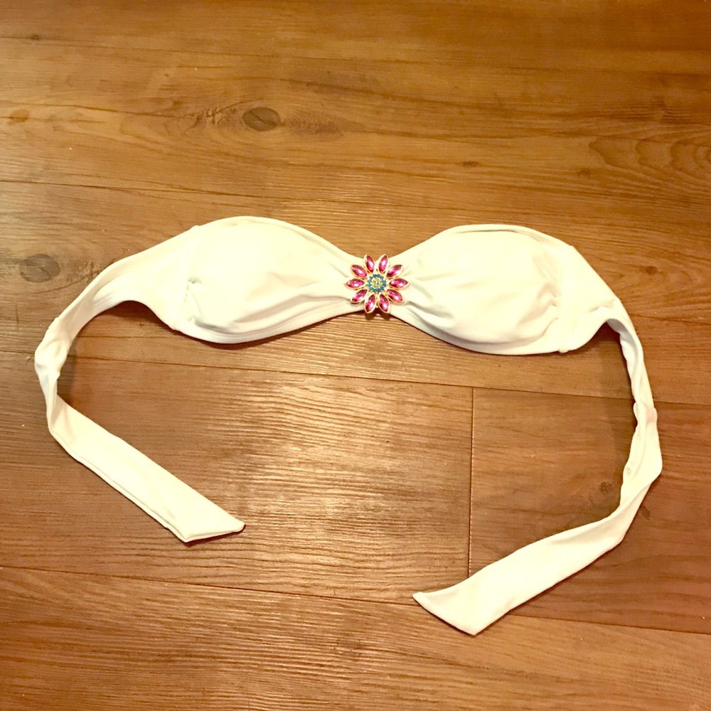 Xhiliration strapless bikini top