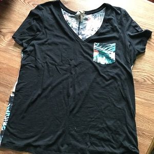 VS PINK Tee