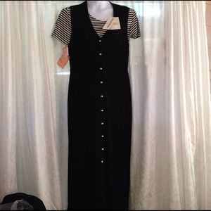 Versatile 2piece classic in black and white