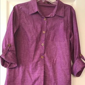 Beautiful Prana tab sleeve button down