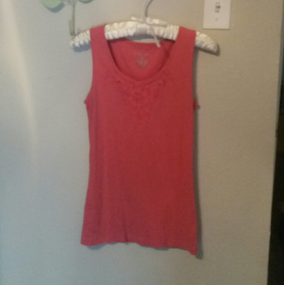 Coral colored tank top