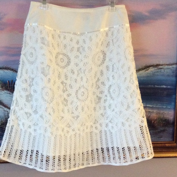 Apt. 9 Dresses & Skirts - 💞ADORABLE crochet lace skirt💞