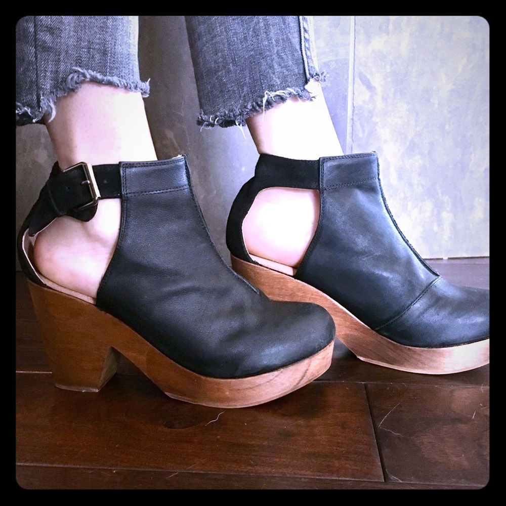 Free People clogs