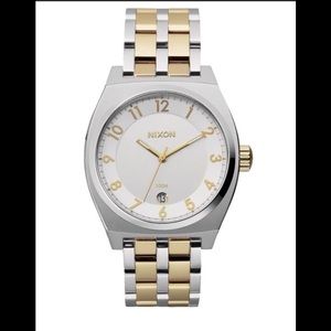 NIXON MONOPOLY WATCH