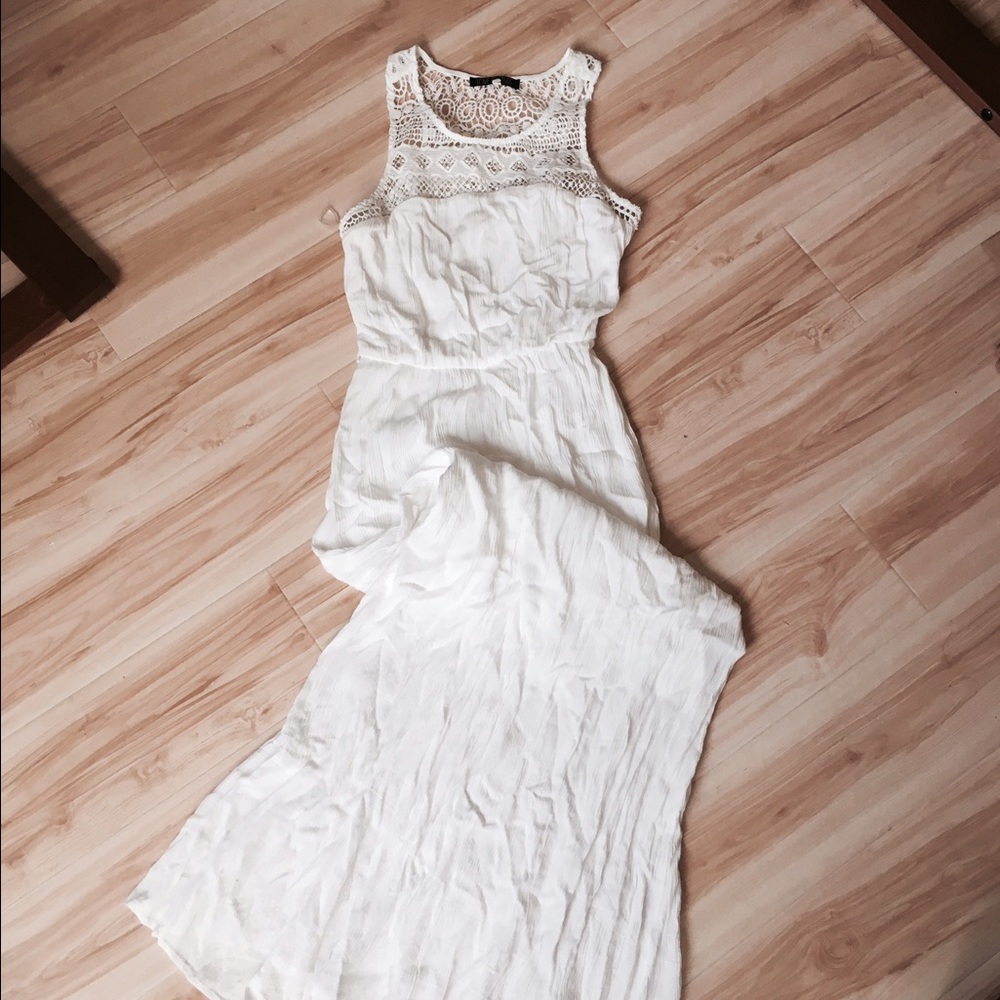 Romantic White Lacey Maxi Dress